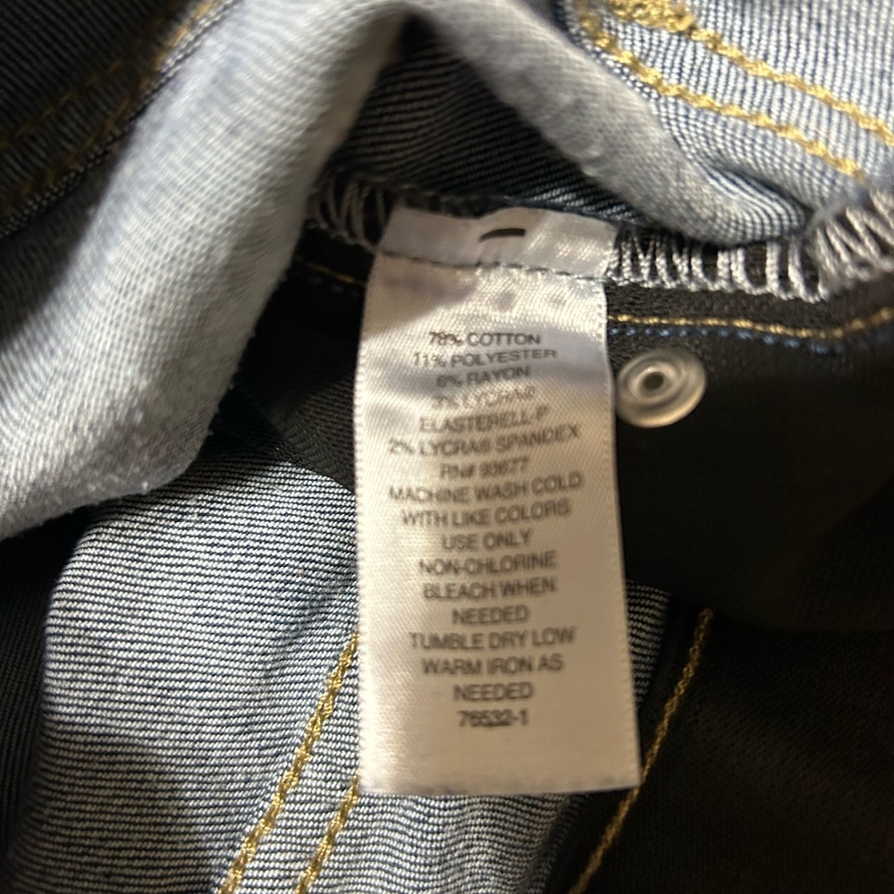 Liz Claiborne Sara Crop Mid-Rise jeans size 6 - Picture 13 of 13